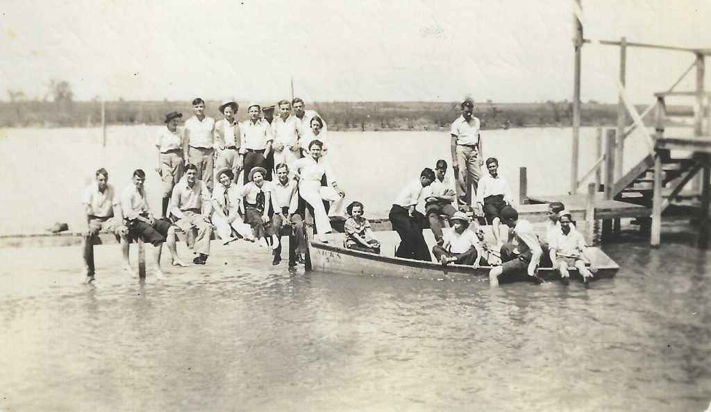 1934 LHS Senior Field Trip to Lake Dallas 01