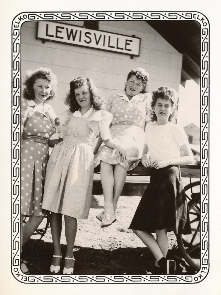 1942 Girls at the Train Depot